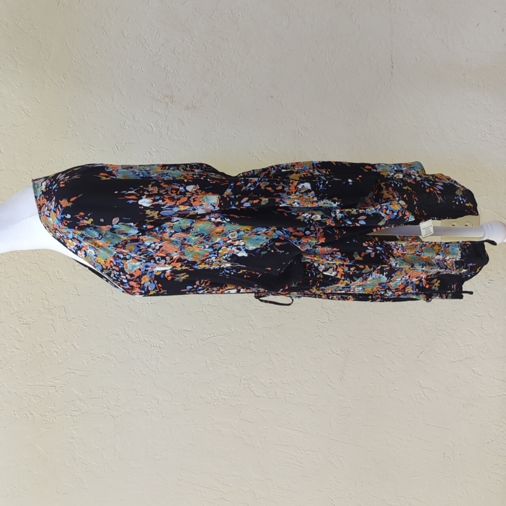 Lovestitch Black Floral Tie Front Overlay Kimono Size 1X/2X - Picture 5 of 8